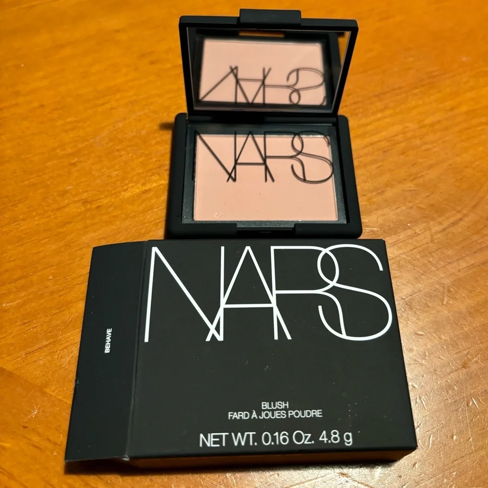 NARS Blush Behave